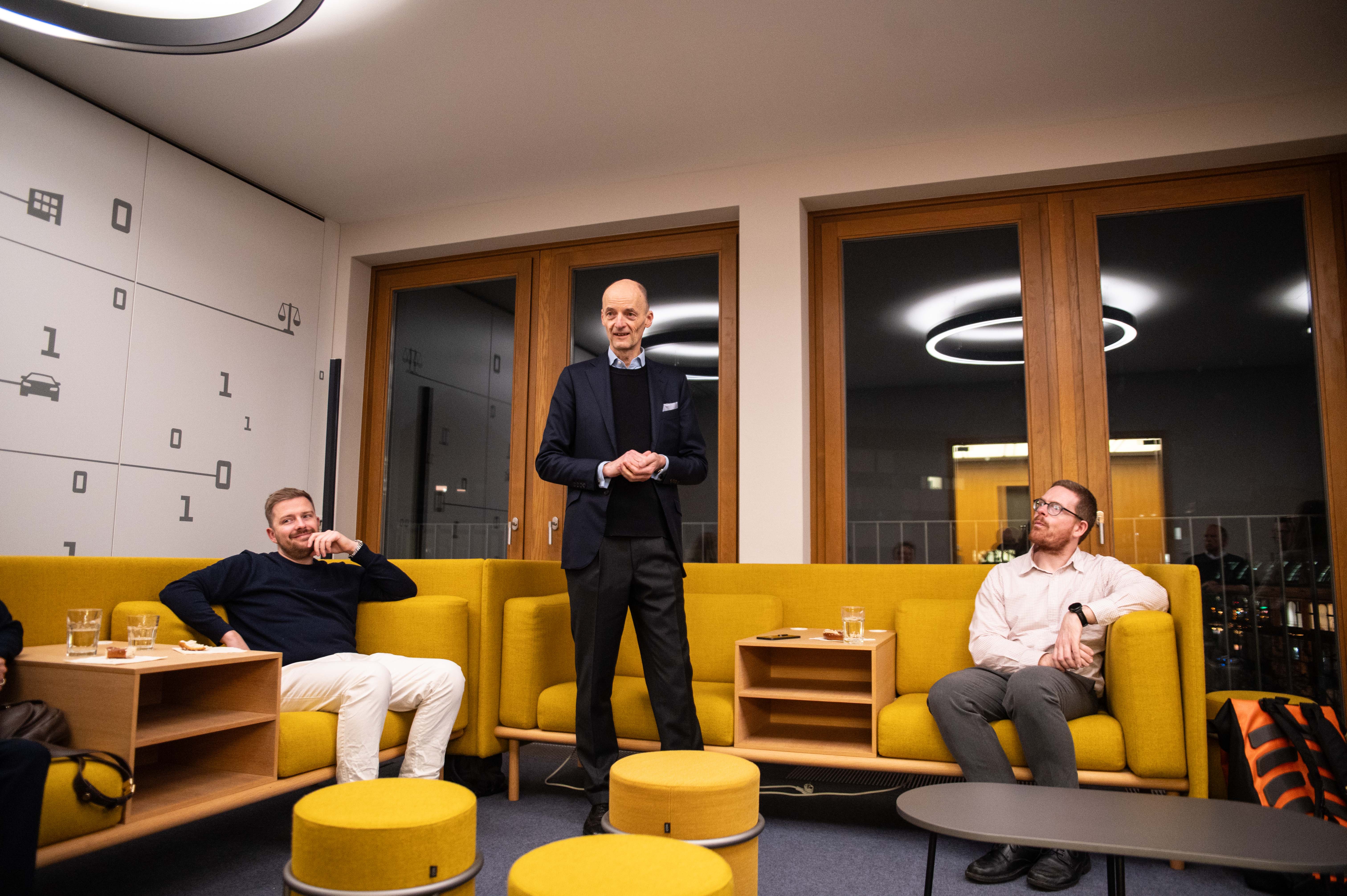 Hans Bellstedt eröffnet den 2. Open Talk